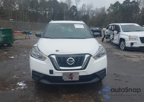 2019 Nissan Kicks S из США, поврежденный, VIN 3N1CP5CU0KL543698